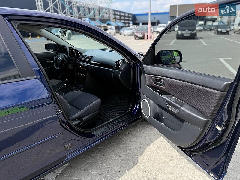 Хэтчбек Mazda 3 2008 в Ивано-Франковске