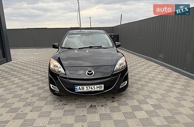 Хетчбек Mazda 3 2009 в Святопетрівське