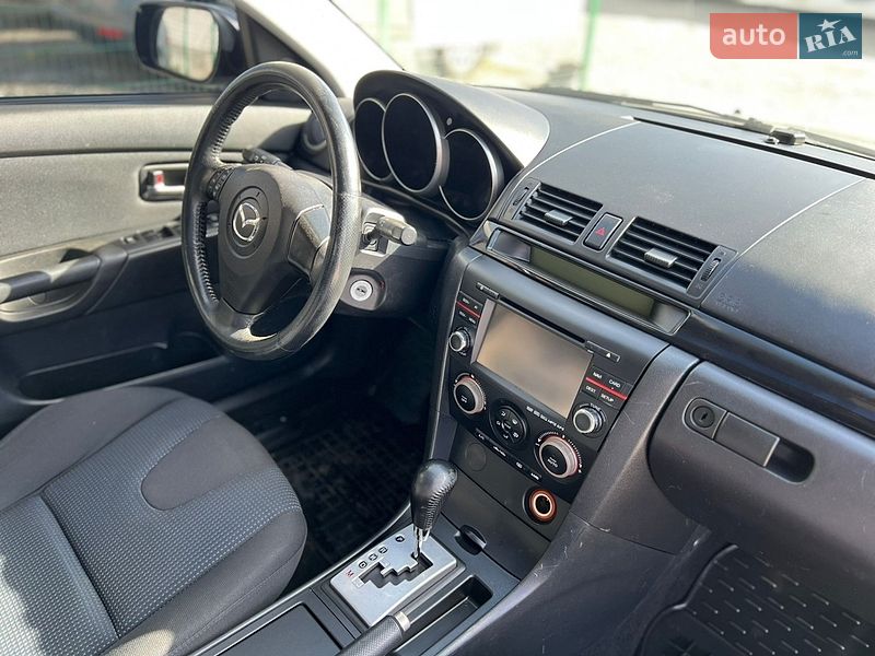Седан Mazda 3 2005 в Ковеле