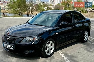 Седан Mazda 3 2006 в Днепре