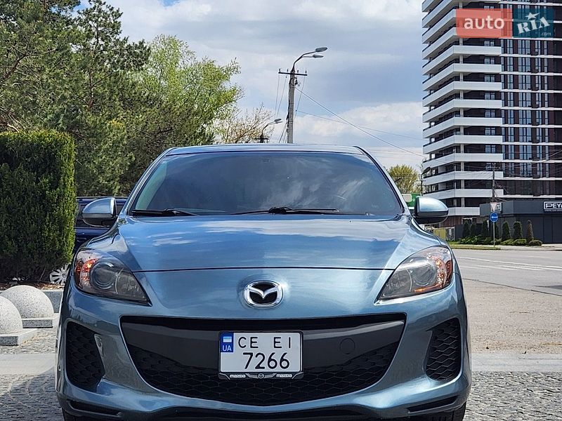 Хэтчбек Mazda 3 2013 в Днепре