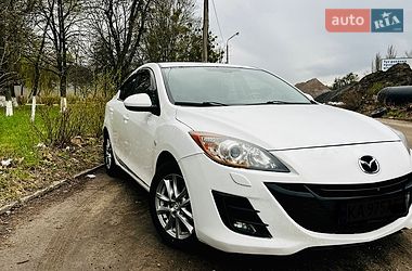 Седан Mazda 3 2010 в Києві
