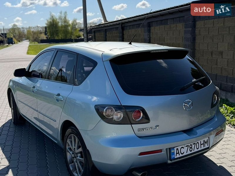 Хэтчбек Mazda 3 2008 в Луцке