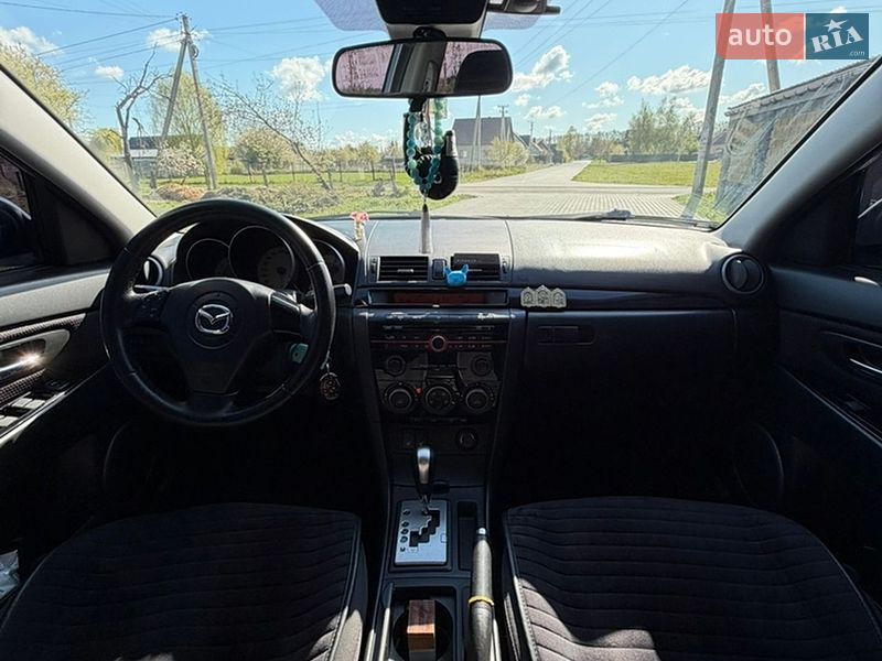 Хэтчбек Mazda 3 2008 в Луцке