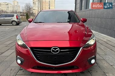 Седан Mazda 3 2015 в Харькове