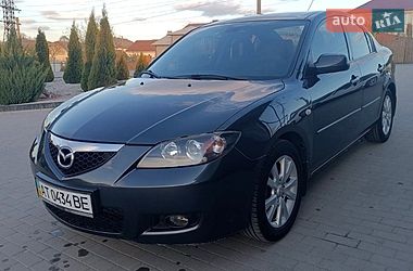 Седан Mazda 3 2008 в Городенке