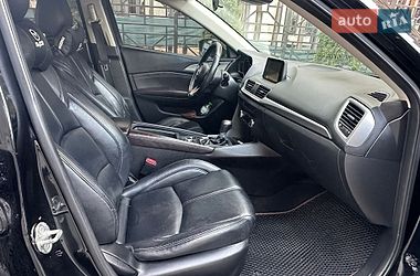 Седан Mazda 3 2016 в Одессе