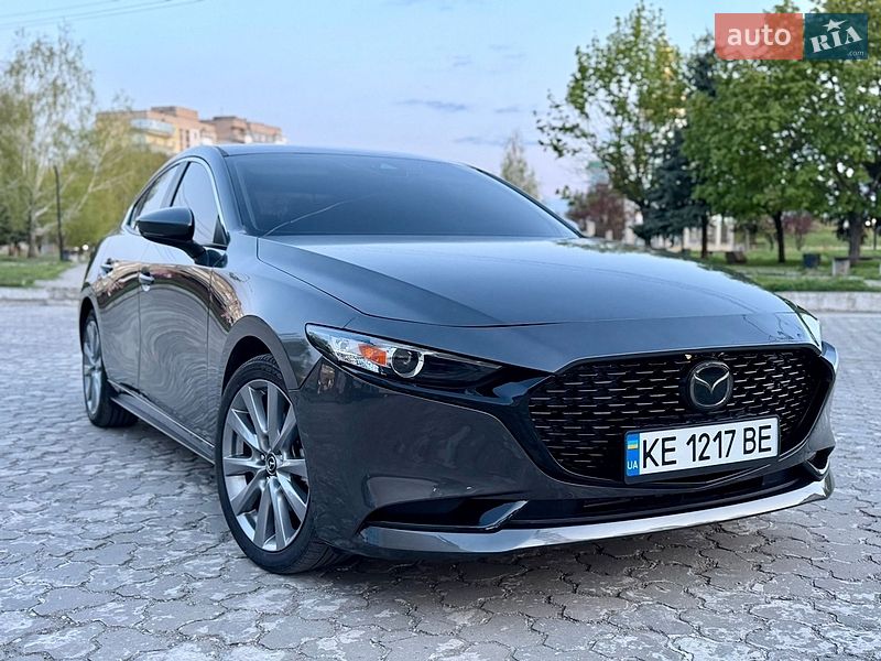 Седан Mazda 3 2022 в Дніпрі