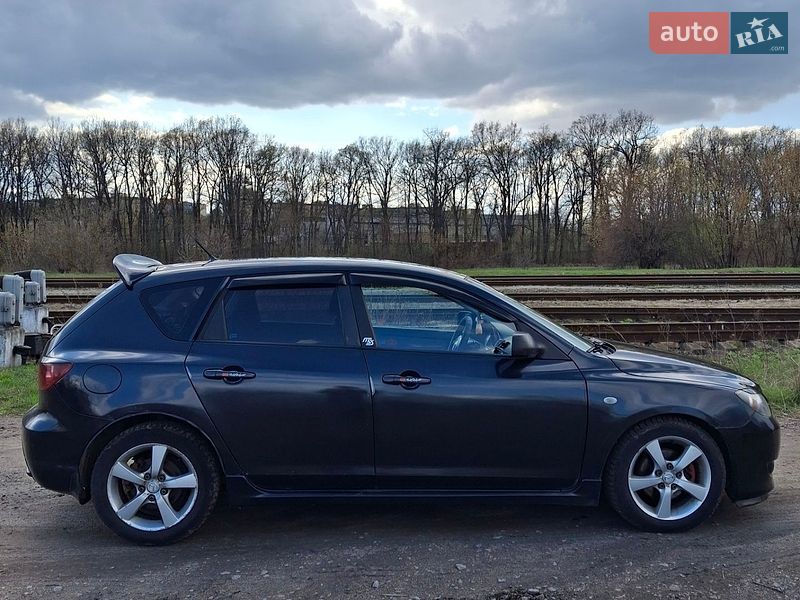 Хэтчбек Mazda 3 2004 в Чернигове