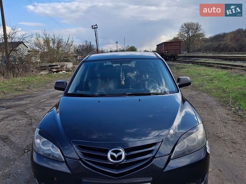 Хэтчбек Mazda 3 2004 в Чернигове