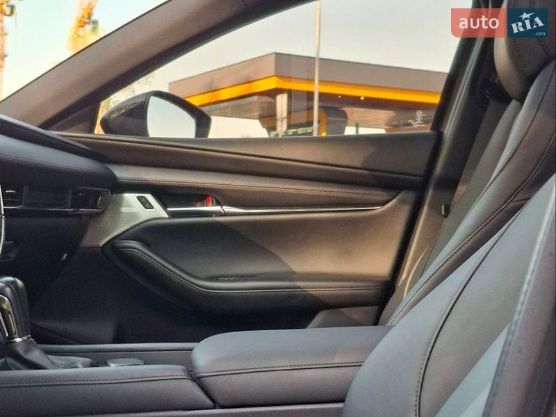 Хетчбек Mazda 3 2022 в Києві