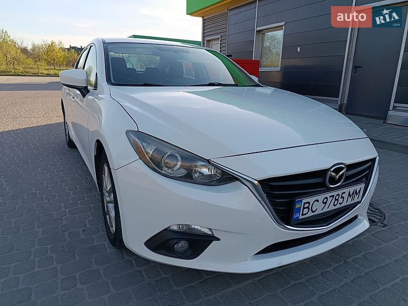 Седан Mazda 3 2014 в Львове