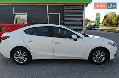 Седан Mazda 3 2014 в Львове
