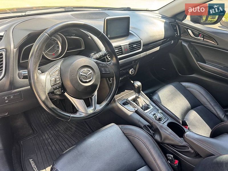 Хэтчбек Mazda 3 2014 в Чернигове