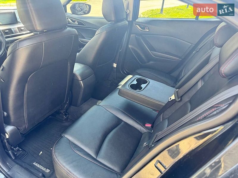 Хэтчбек Mazda 3 2014 в Чернигове
