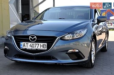 Седан Mazda 3 2016 в Львове