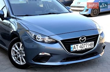 Седан Mazda 3 2016 в Львове