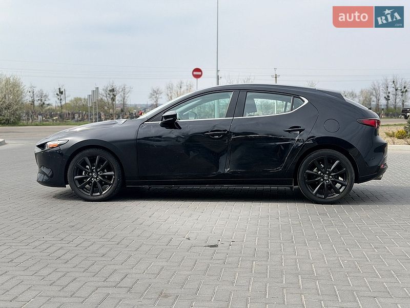 Хэтчбек Mazda 3 2023 в Львове