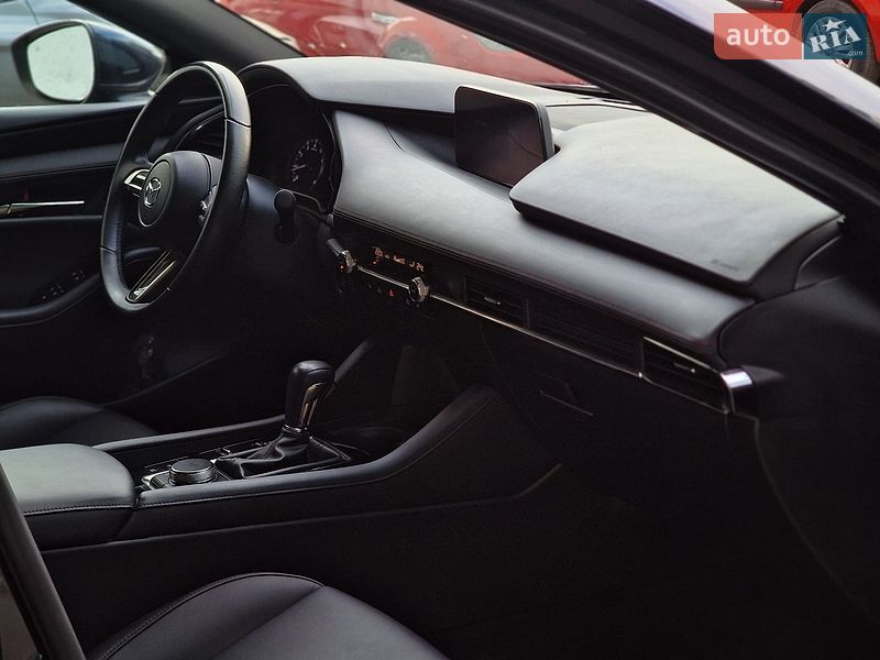 Хэтчбек Mazda 3 2023 в Одессе