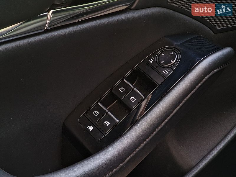 Хэтчбек Mazda 3 2023 в Одессе