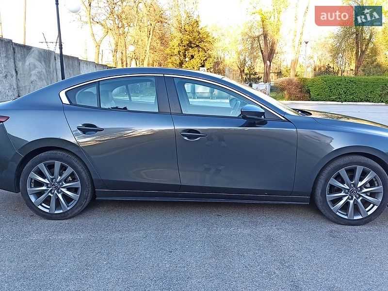 Седан Mazda 3 2022 в Запорожье