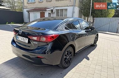 Седан Mazda 3 2014 в Львове
