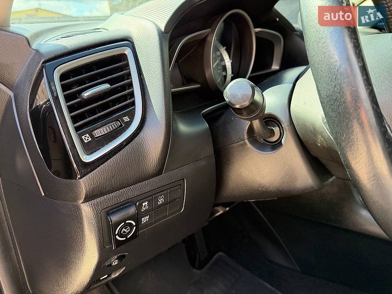 Седан Mazda 3 2014 в Львове