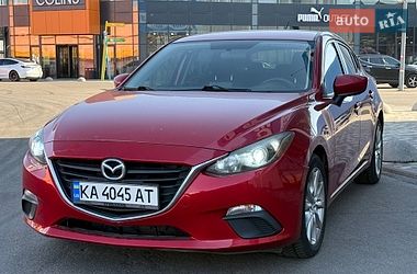 Хэтчбек Mazda 3 2016 в Киеве