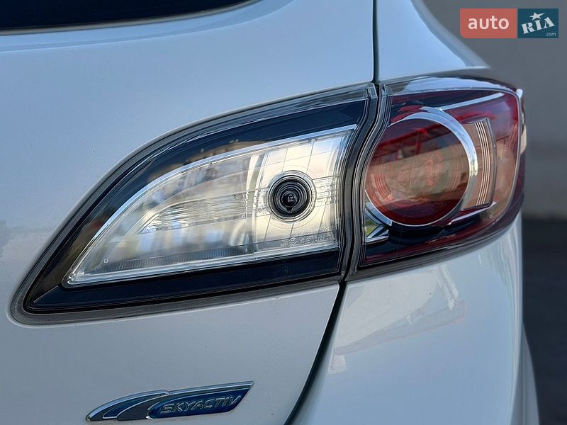 Хэтчбек Mazda 3 2012 в Виннице
