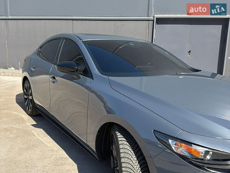 Седан Mazda 3 2021 в Киеве