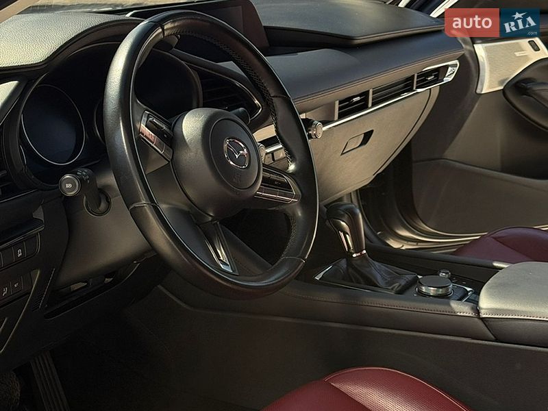 Седан Mazda 3 2021 в Киеве