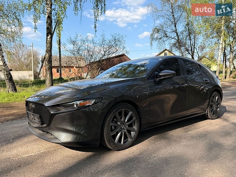 Хэтчбек Mazda 3 2019 в Ахтырке