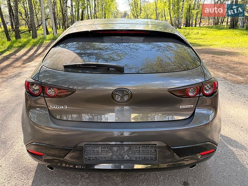 Хэтчбек Mazda 3 2019 в Ахтырке