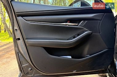 Хэтчбек Mazda 3 2019 в Ахтырке