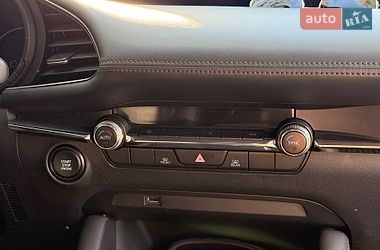 Хэтчбек Mazda 3 2019 в Ахтырке