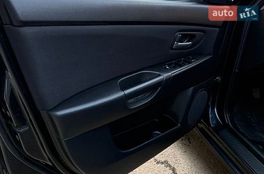 Седан Mazda 3 2005 в Харькове