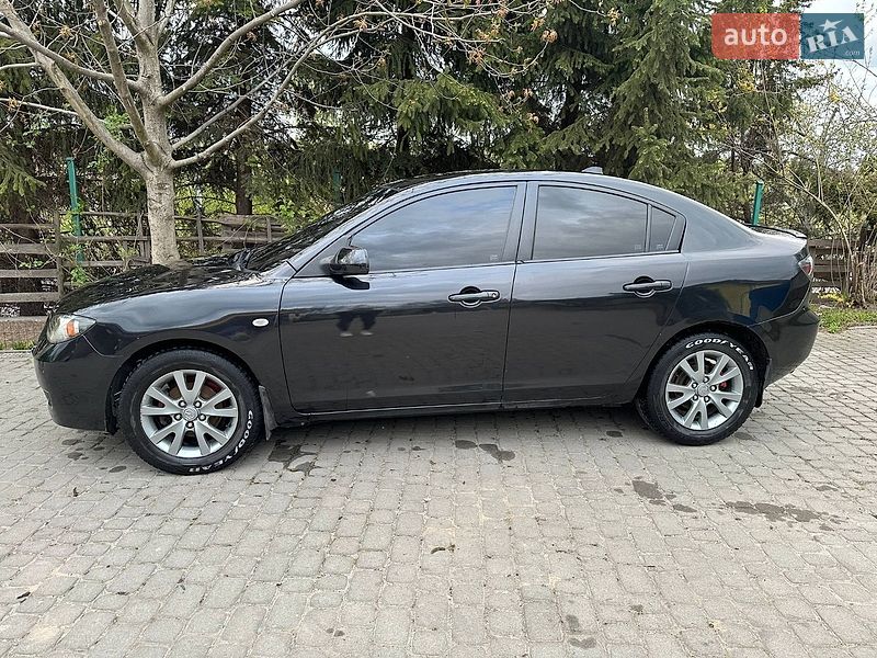 Седан Mazda 3 2006 в Львове