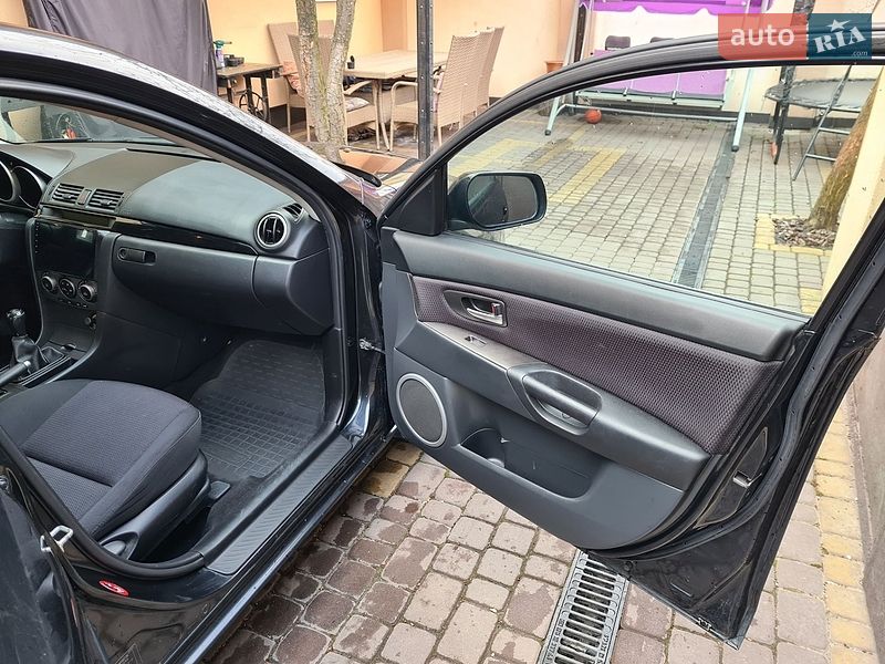 Хэтчбек Mazda 3 2007 в Львове