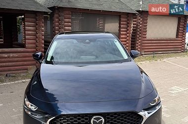 Седан Mazda 3 2023 в Львове