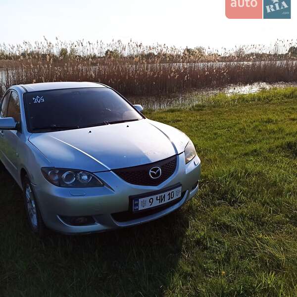 Седан Mazda 3 2004 в Харькове