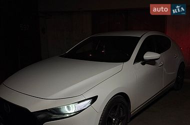 Хэтчбек Mazda 3 2019 в Киеве
