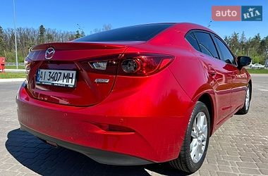 Седан Mazda 3 2017 в Киеве