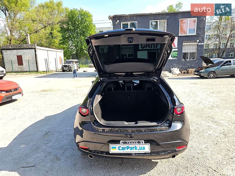 Хэтчбек Mazda 3 2022 в Каменском