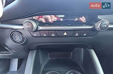 Хэтчбек Mazda 3 2022 в Каменском