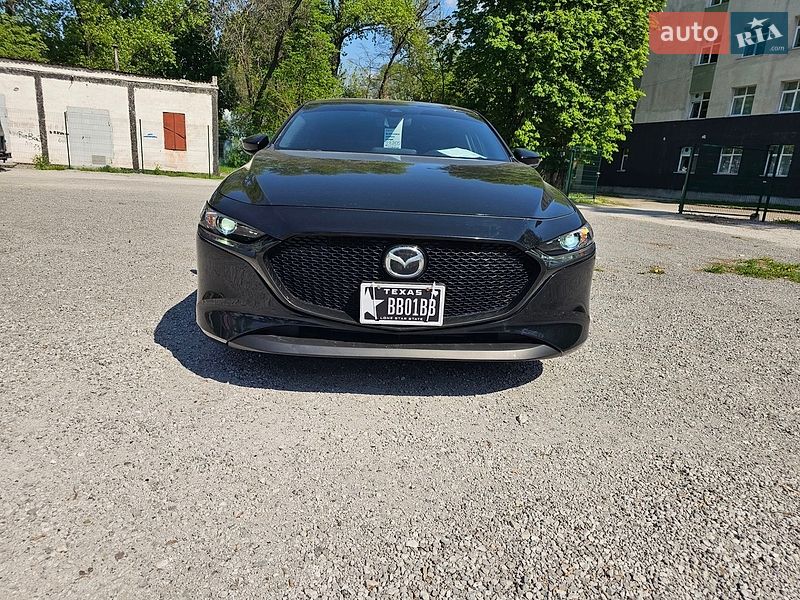 Хэтчбек Mazda 3 2022 в Каменском