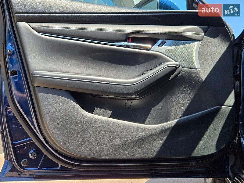 Седан Mazda 3 2019 в Києві