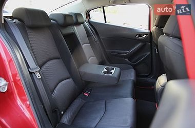 Седан Mazda 3 2015 в Харькове