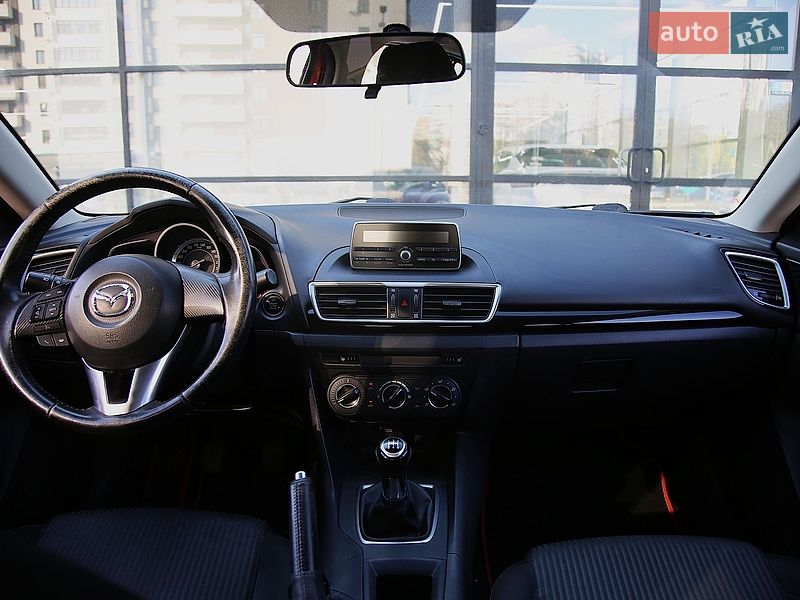 Седан Mazda 3 2015 в Харькове