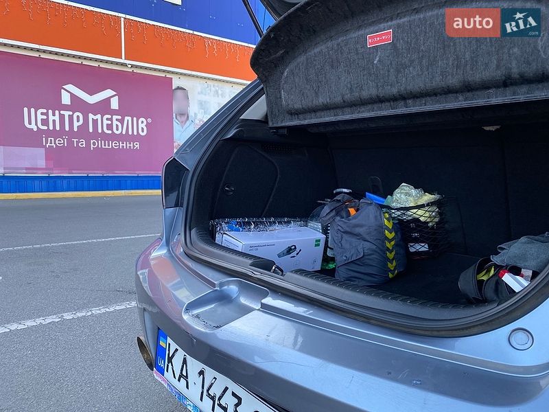 Хэтчбек Mazda 3 2006 в Киеве