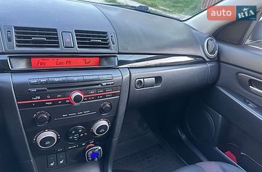 Седан Mazda 3 2005 в Кропивницком